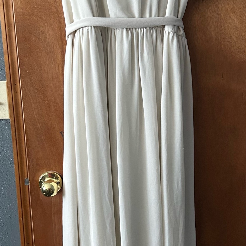 Baltic Born Off White Flutter Sleeve V-Neck Gown - Picture 2 of 7